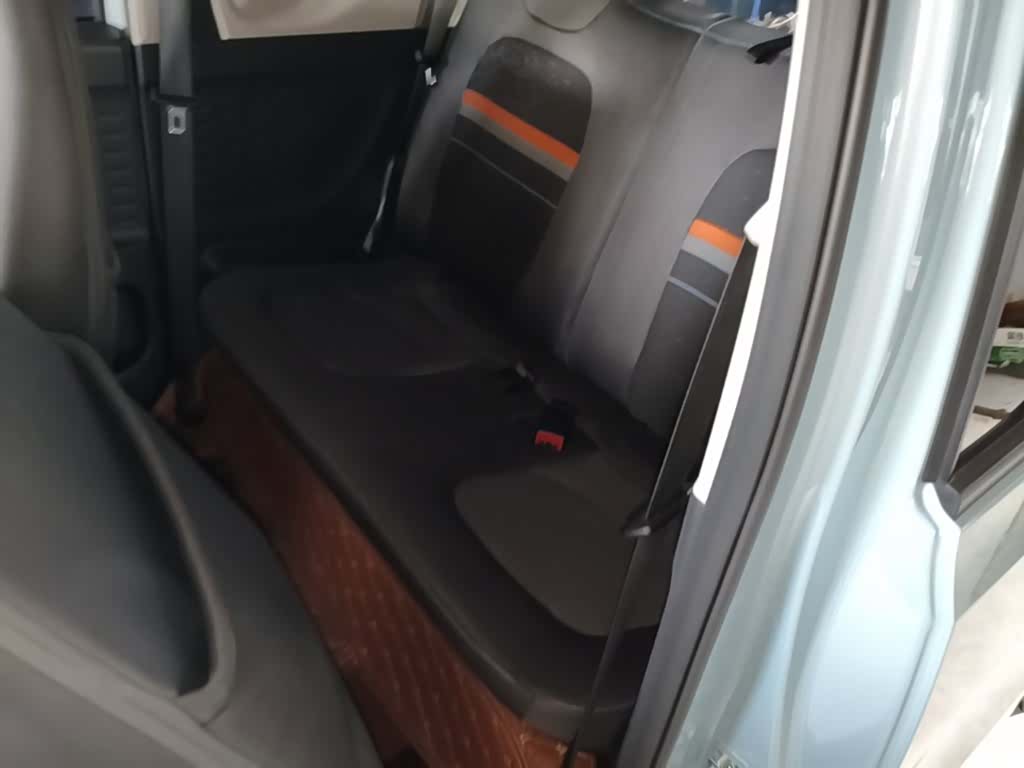 Wuling MINIEV, 2021 17