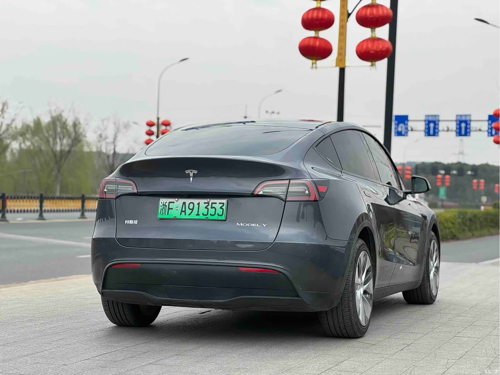 Tesla Model Y, 2021 7