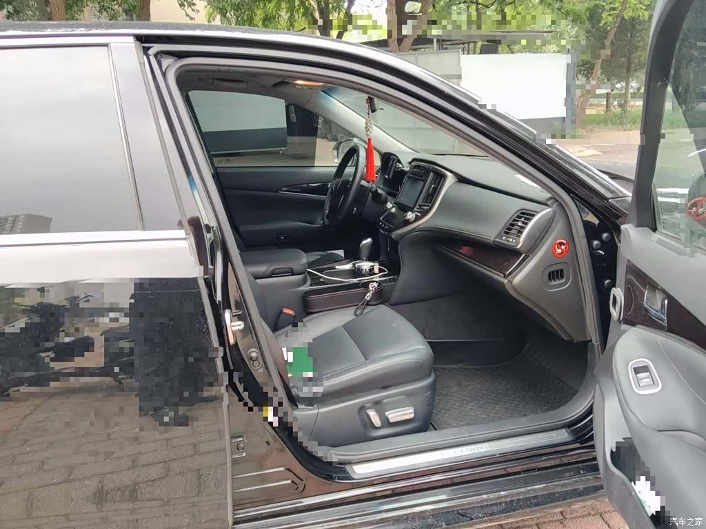Toyota Crown, 2016 21