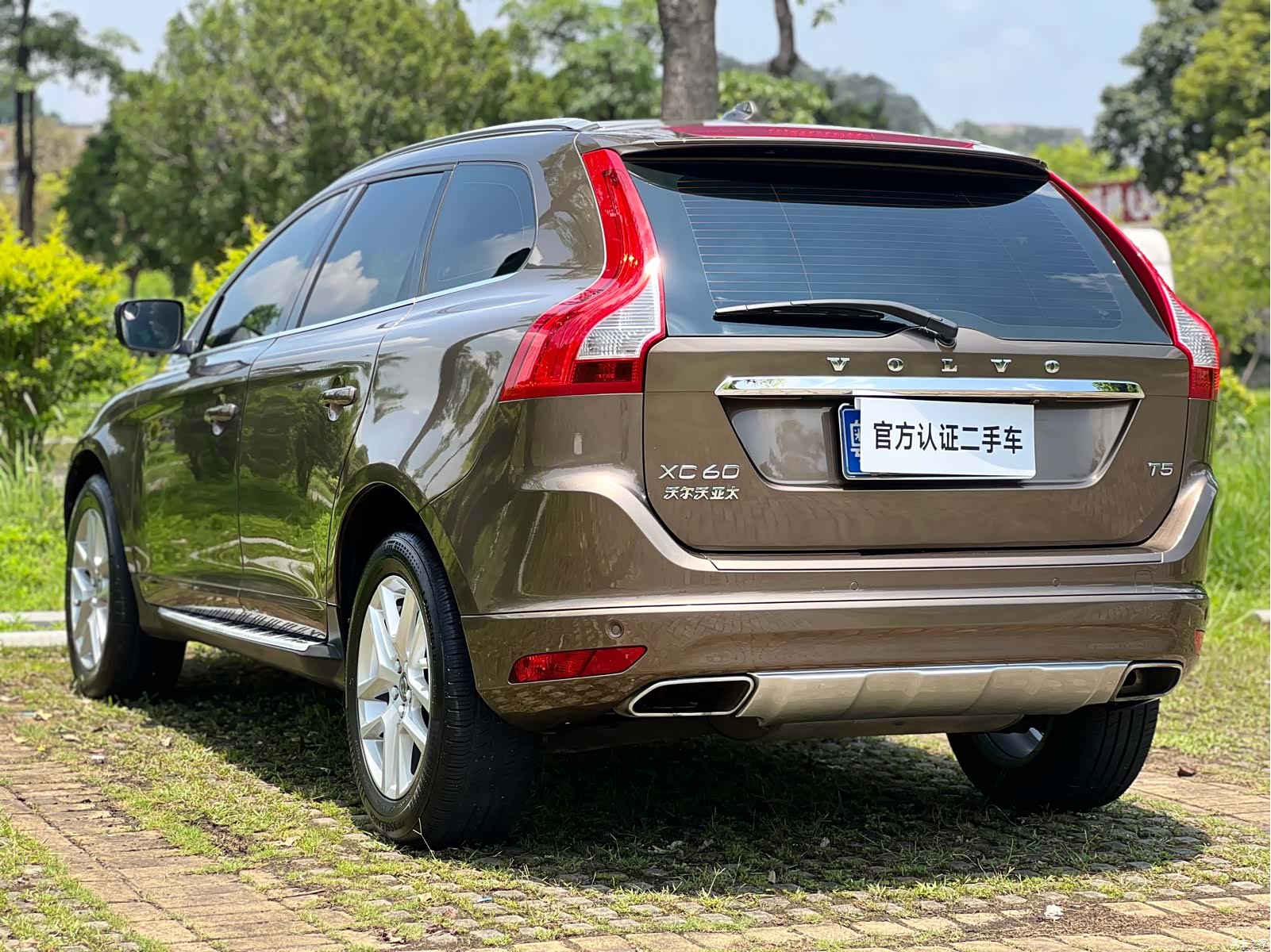 Volvo XC60, 2017 все фото