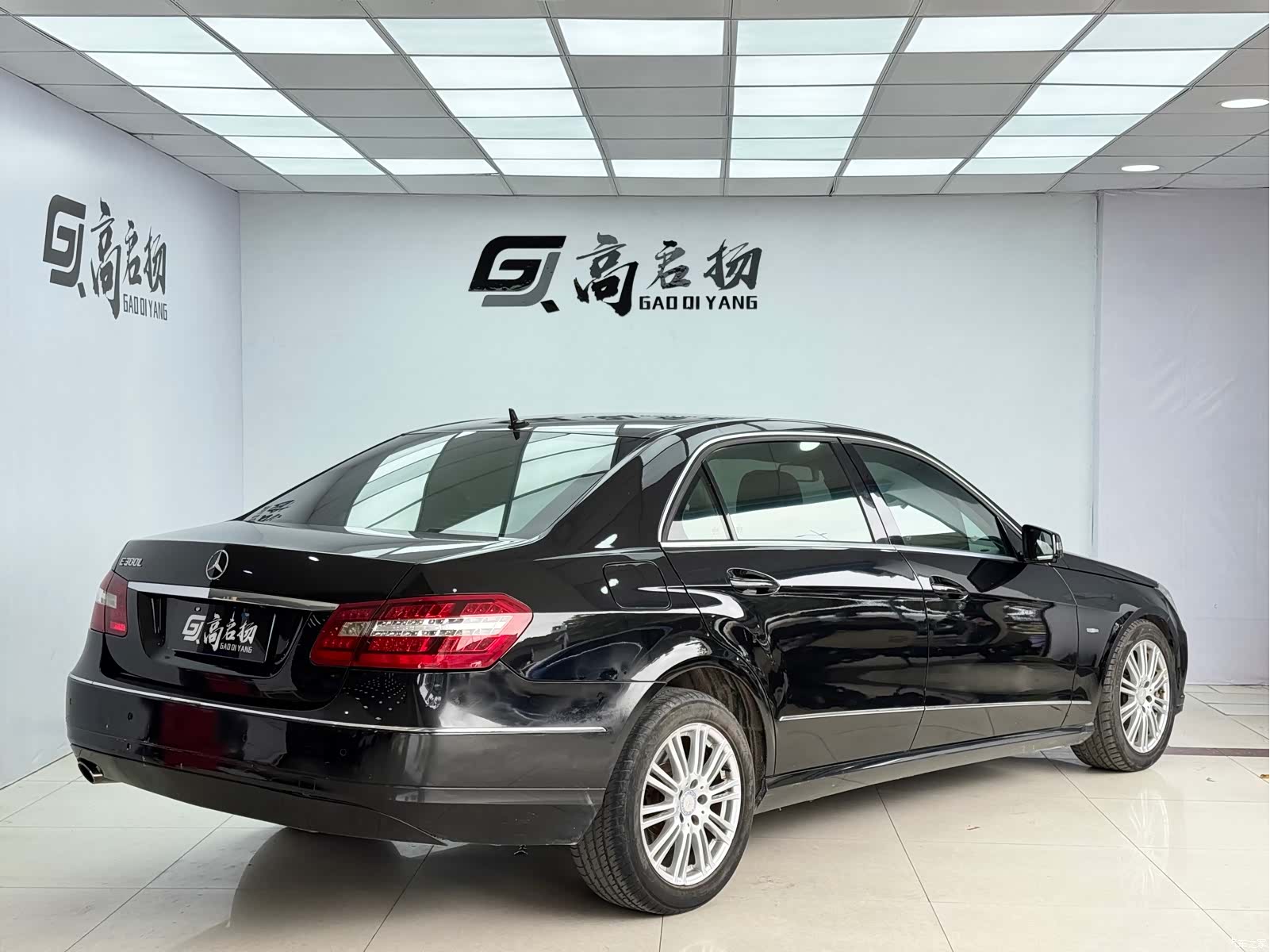 Mercedes-Benz E-Class, 2011 24