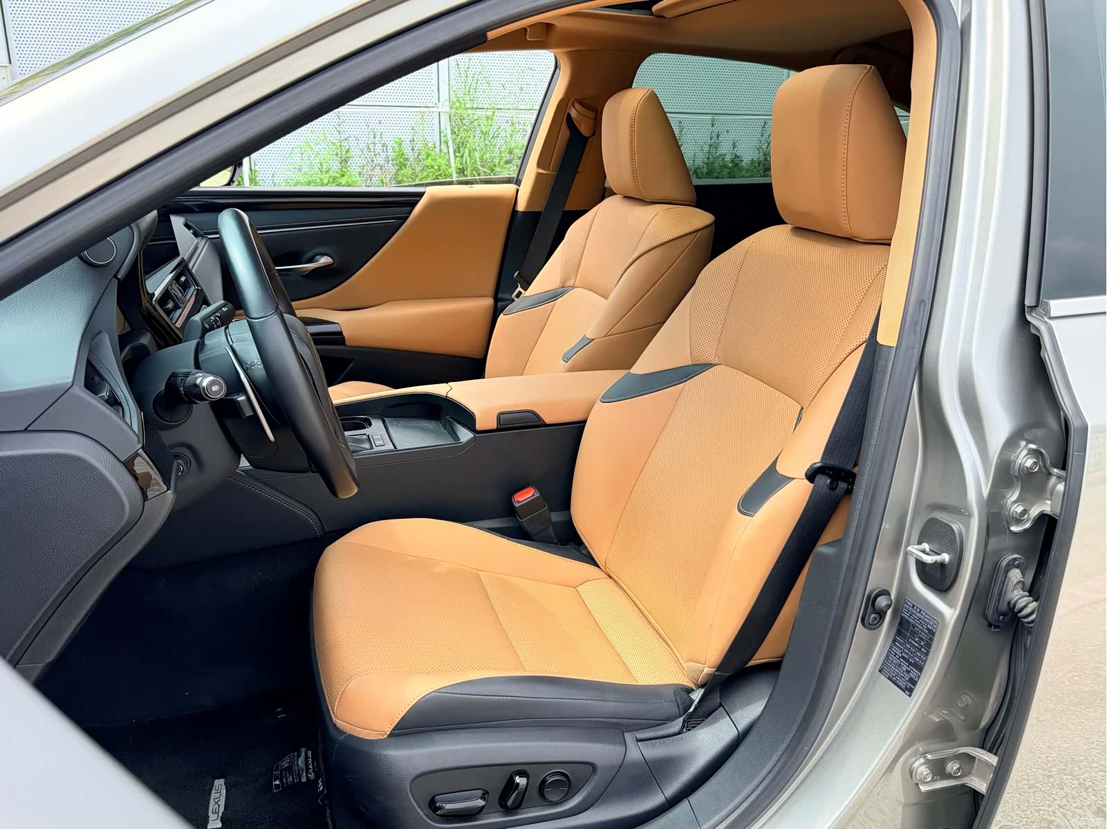 Lexus ES, 2022 7