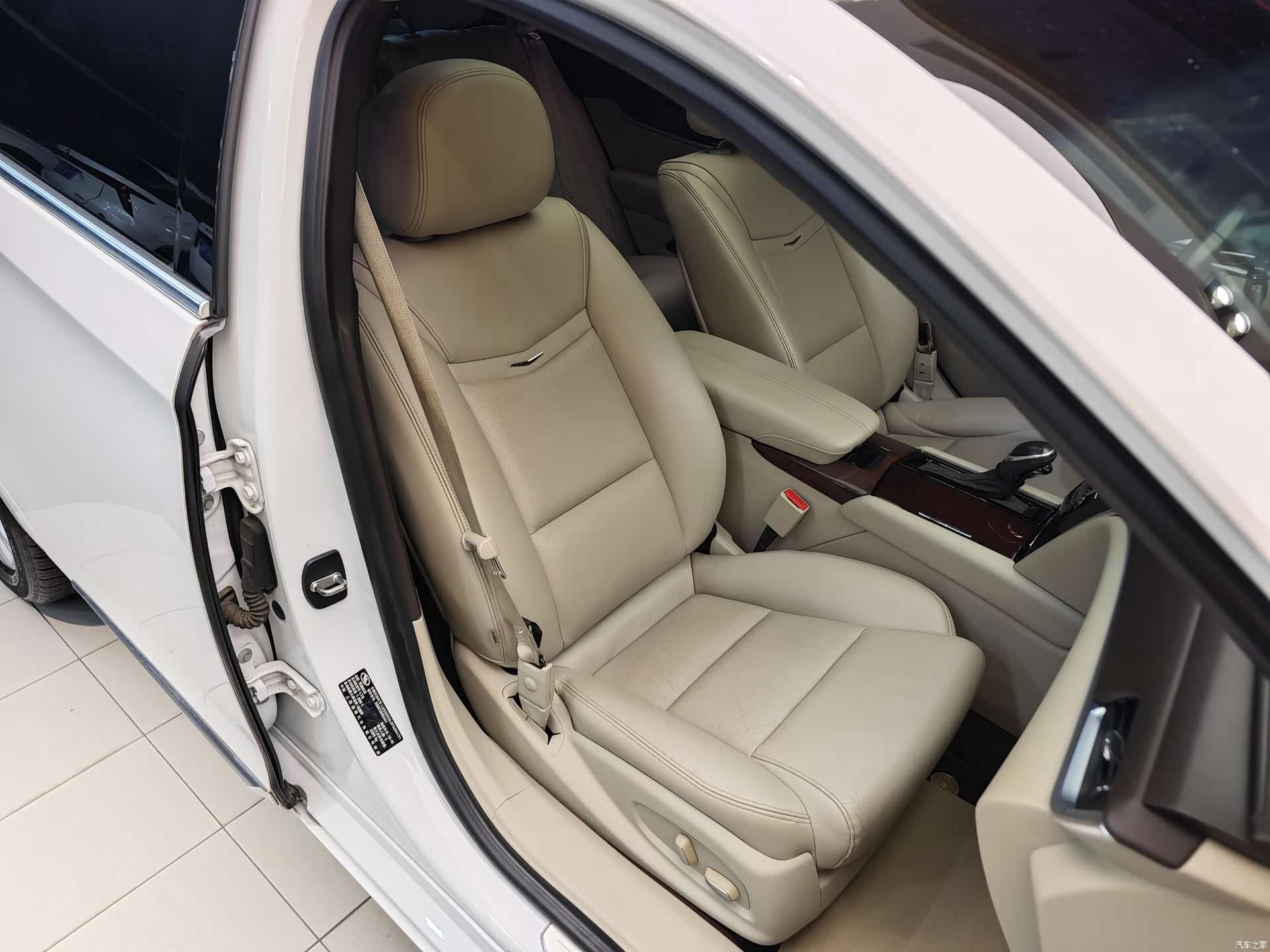 Cadillac XTS, 2015 34