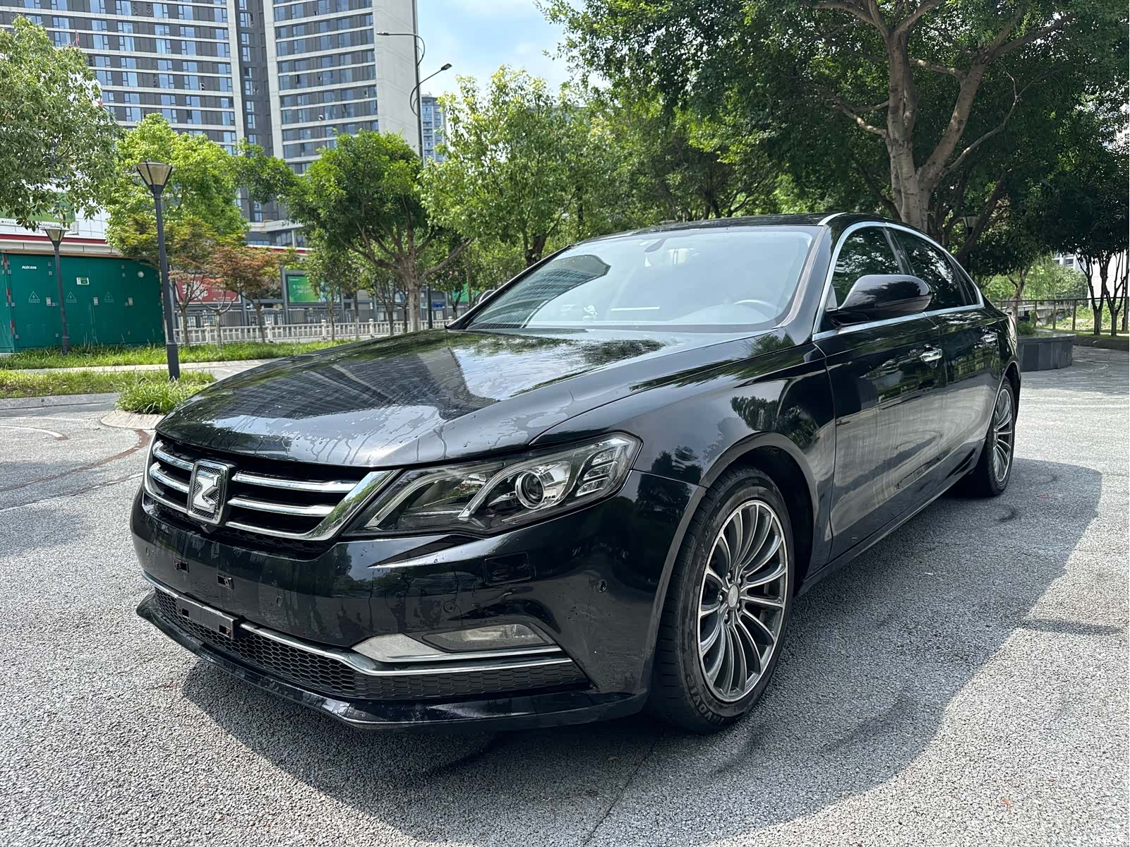 Zotye Z700, 2016 1