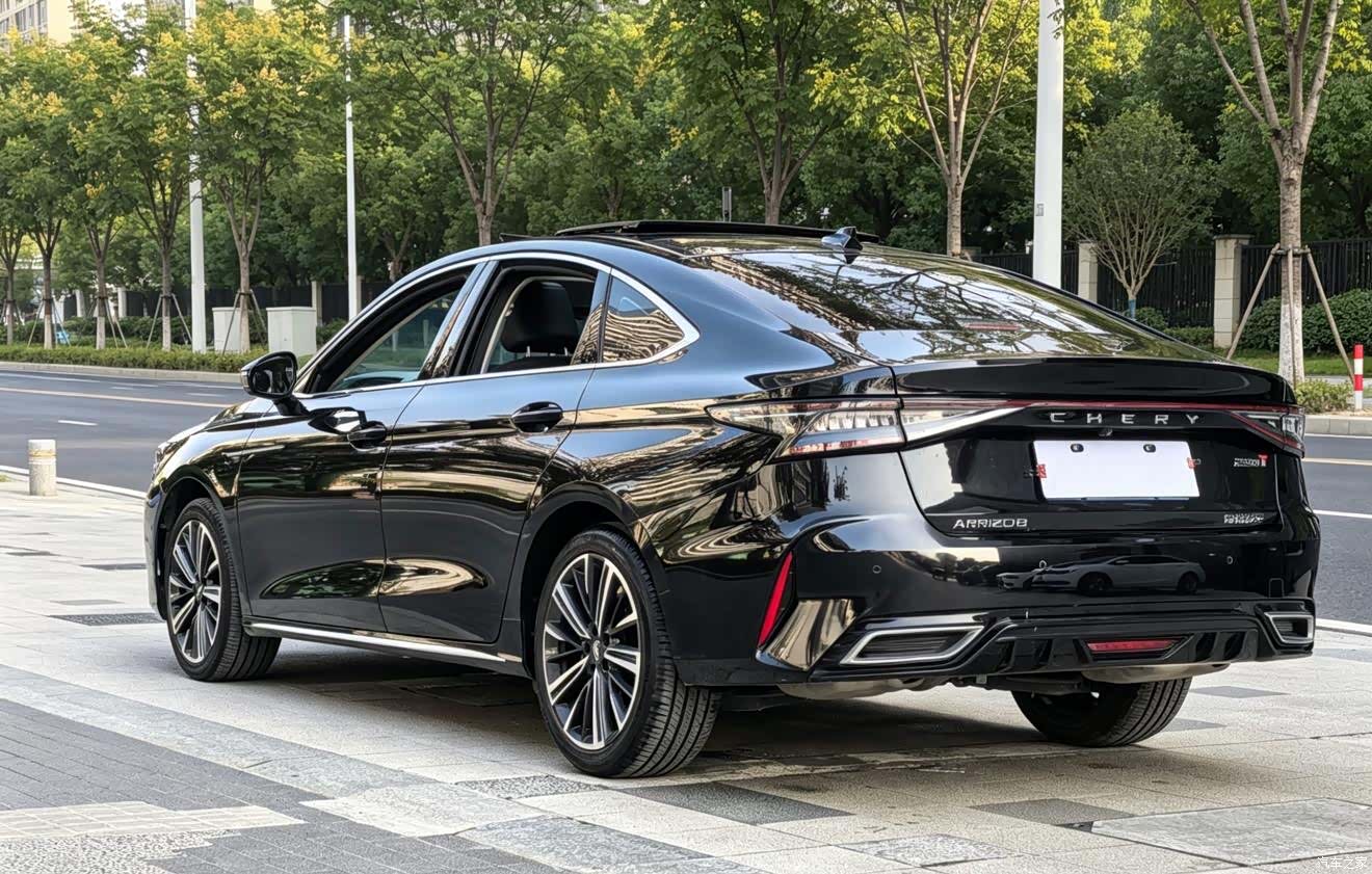 Chery Arrizo 8, 2023 4