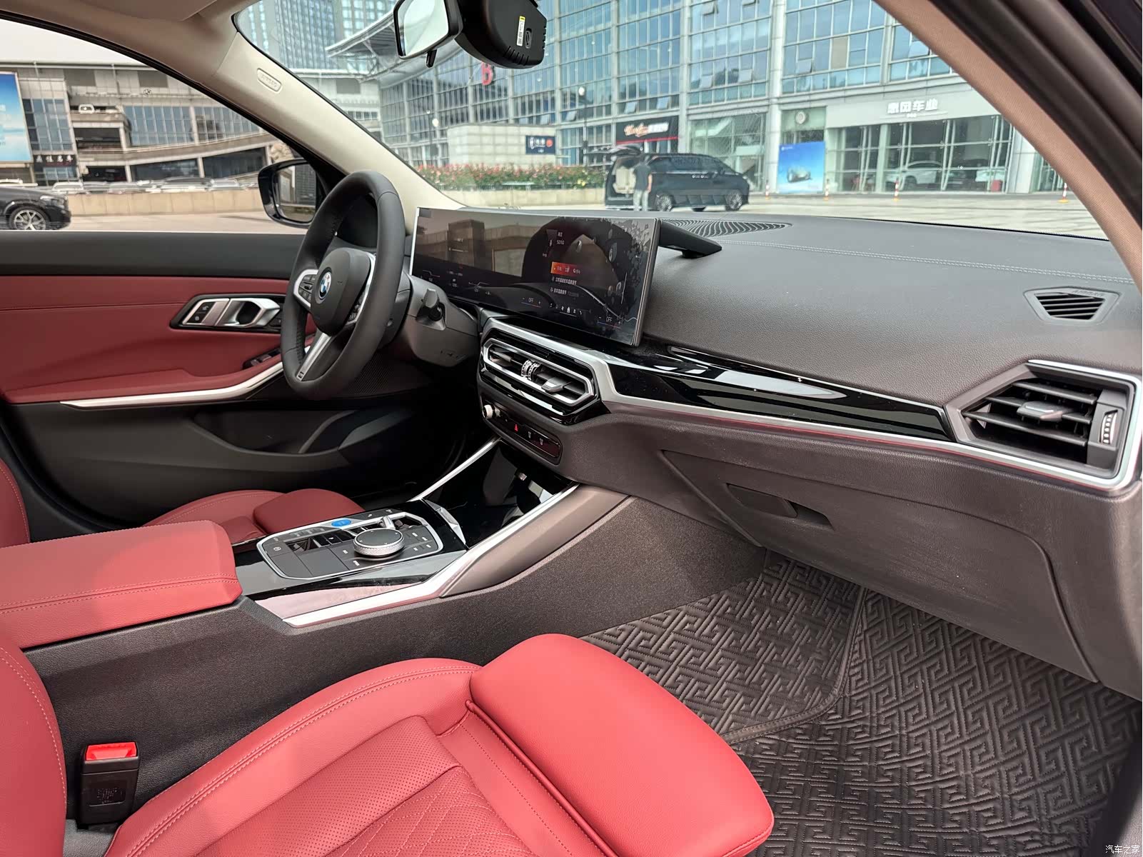 BMW i3, 2024 21