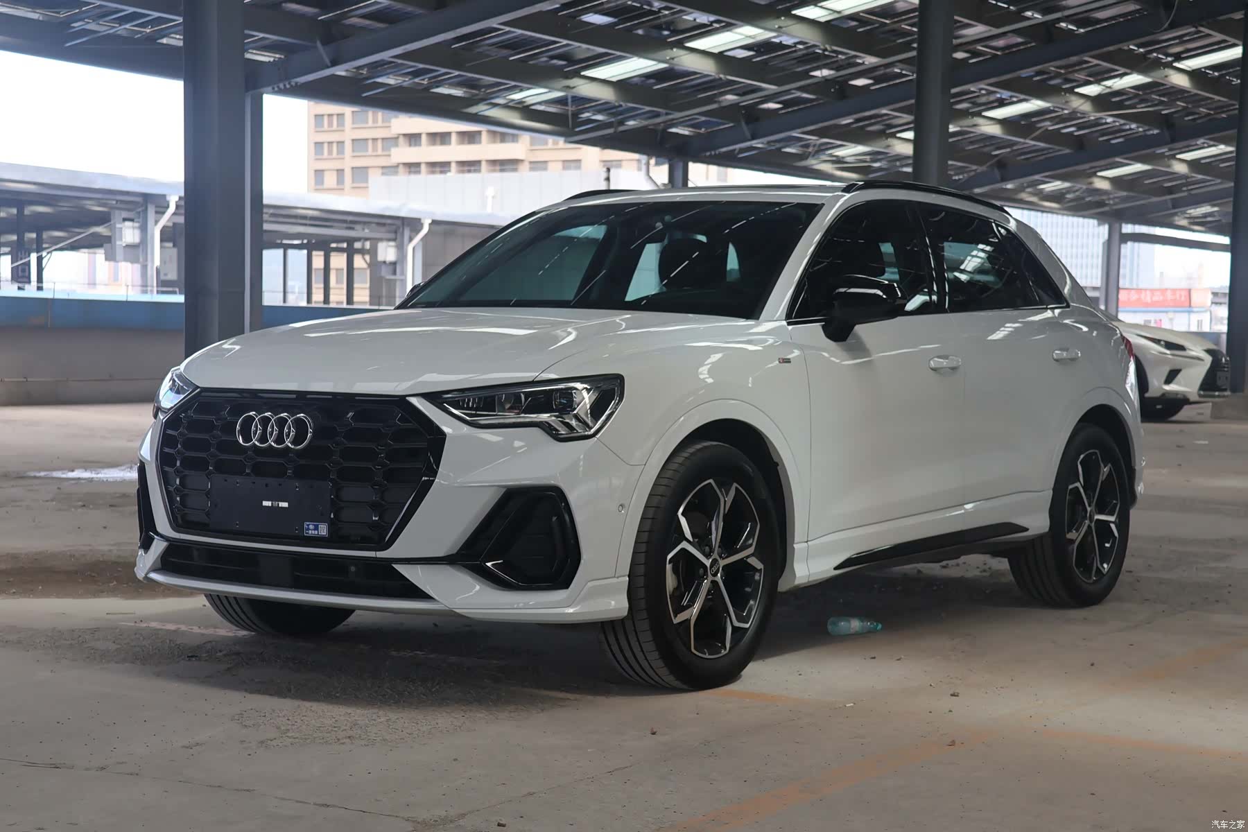 Audi Q3, 2022 1
