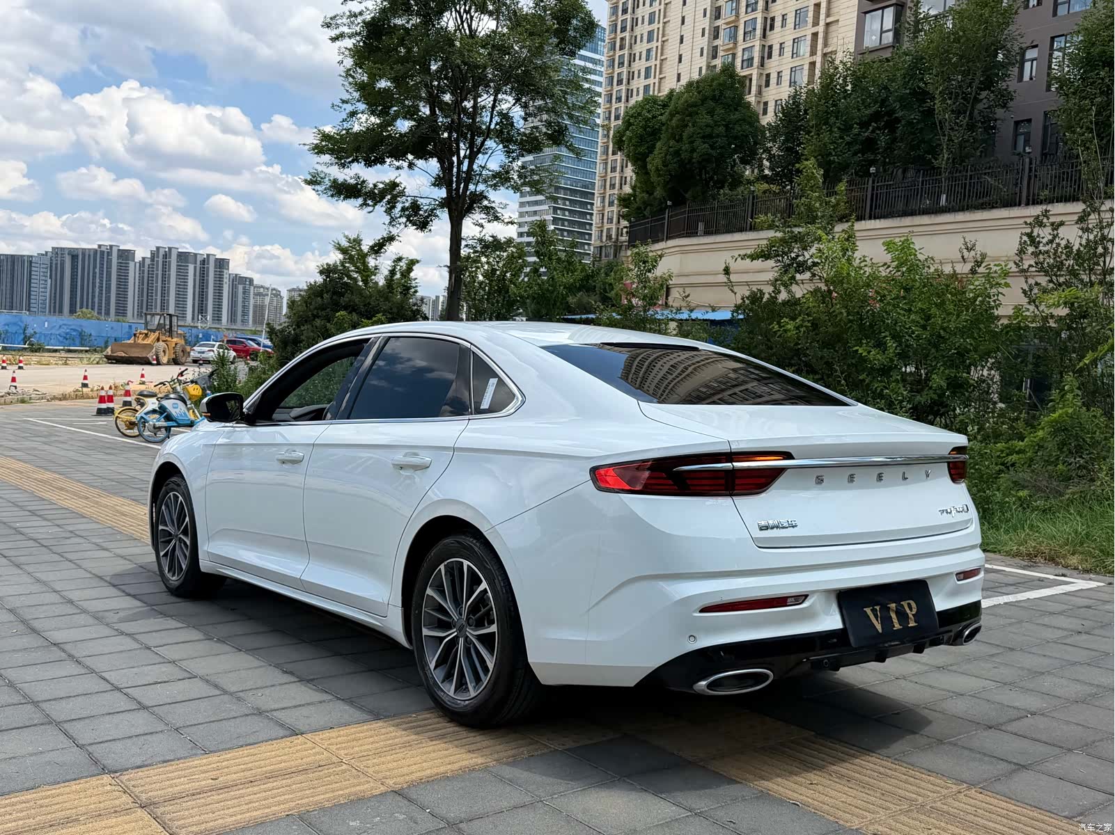 Geely Preface, 2023 16