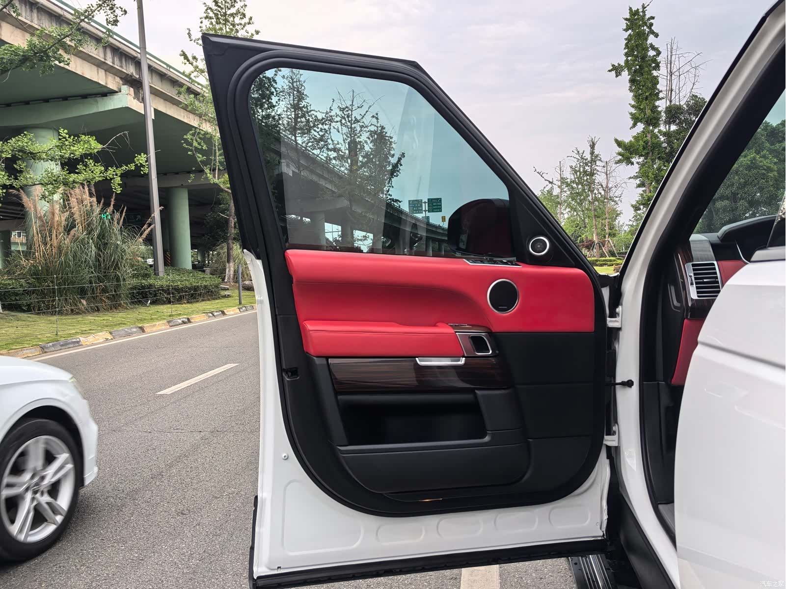 Land Rover Range Rover, 2019 3