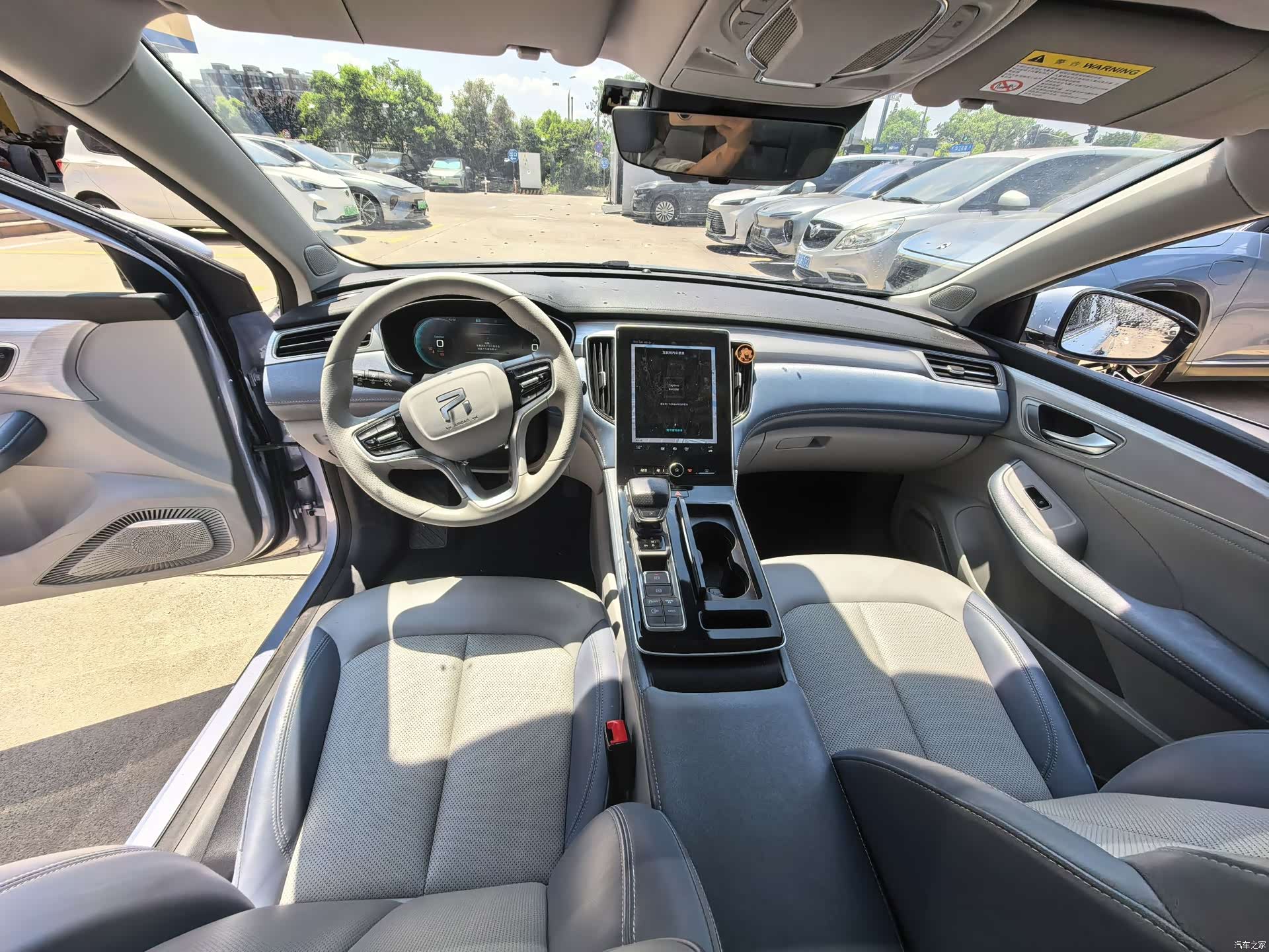 Rising Auto ER6, 2021 10