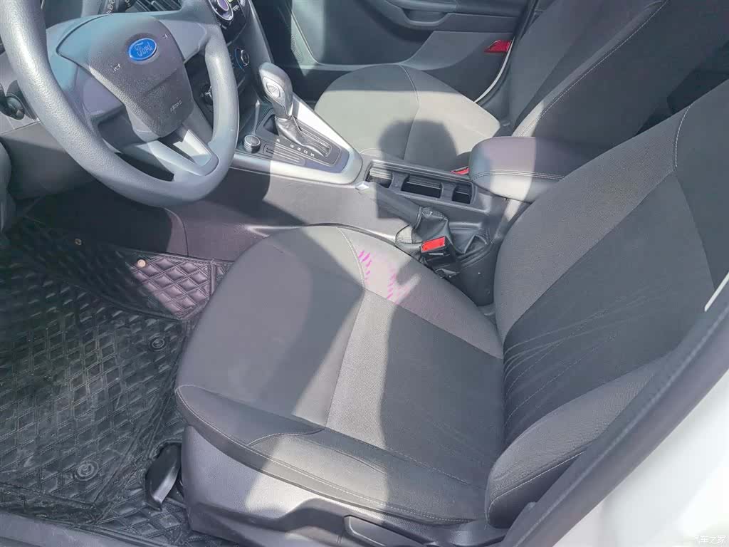 Ford Focus, 2017 10