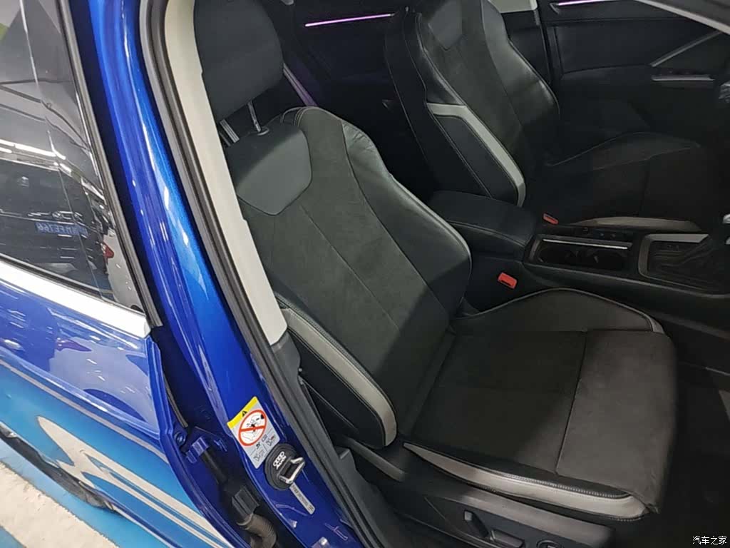 Audi Q3, 2019 25