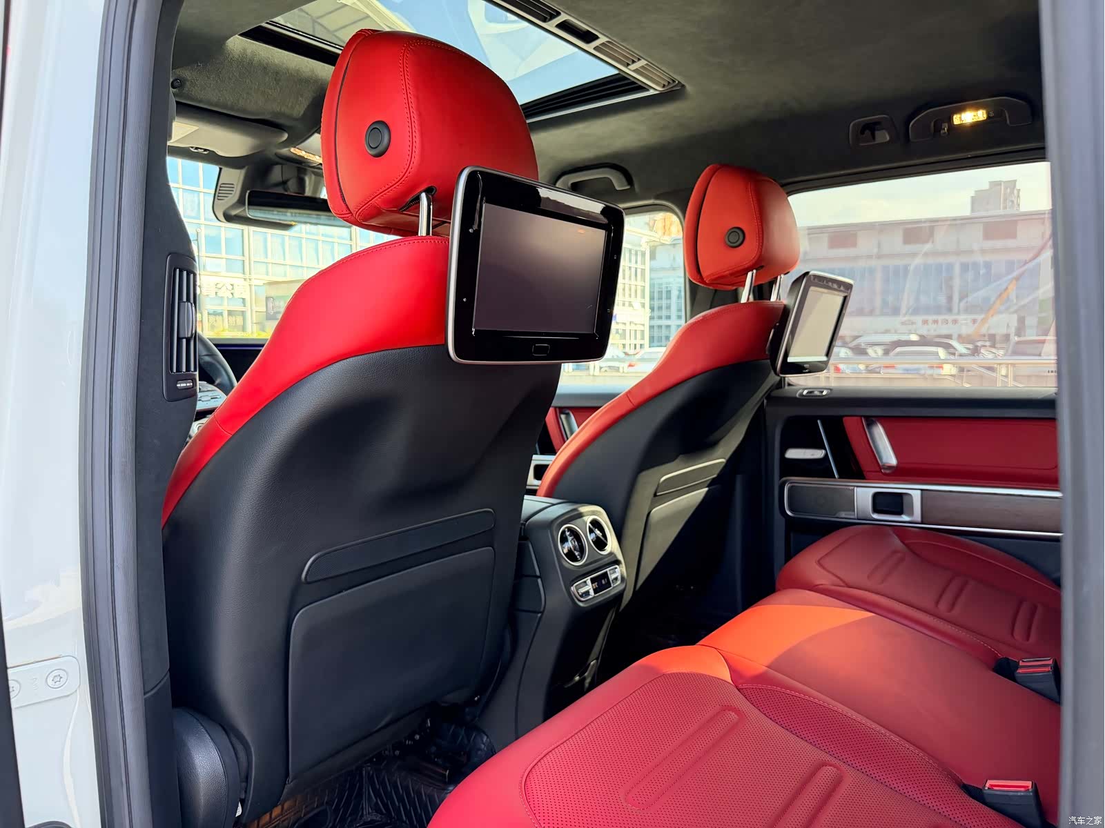 Mercedes-Benz G-Class, 2021 12