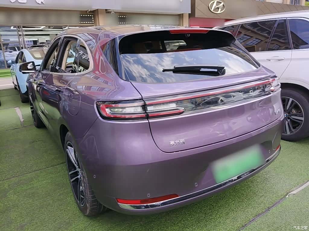 AITO M5, 2025 все фото