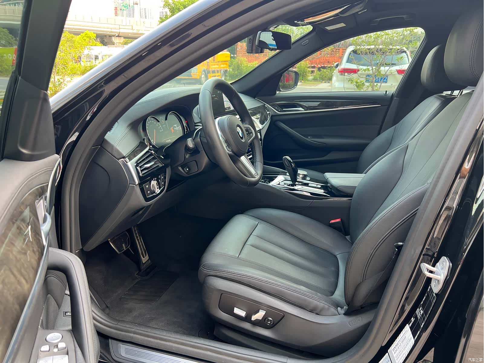 BMW 5 Series, 2018 6
