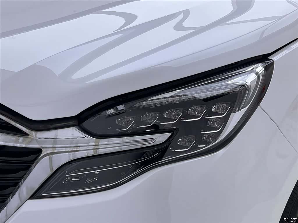 Buick GL8, 2022 12