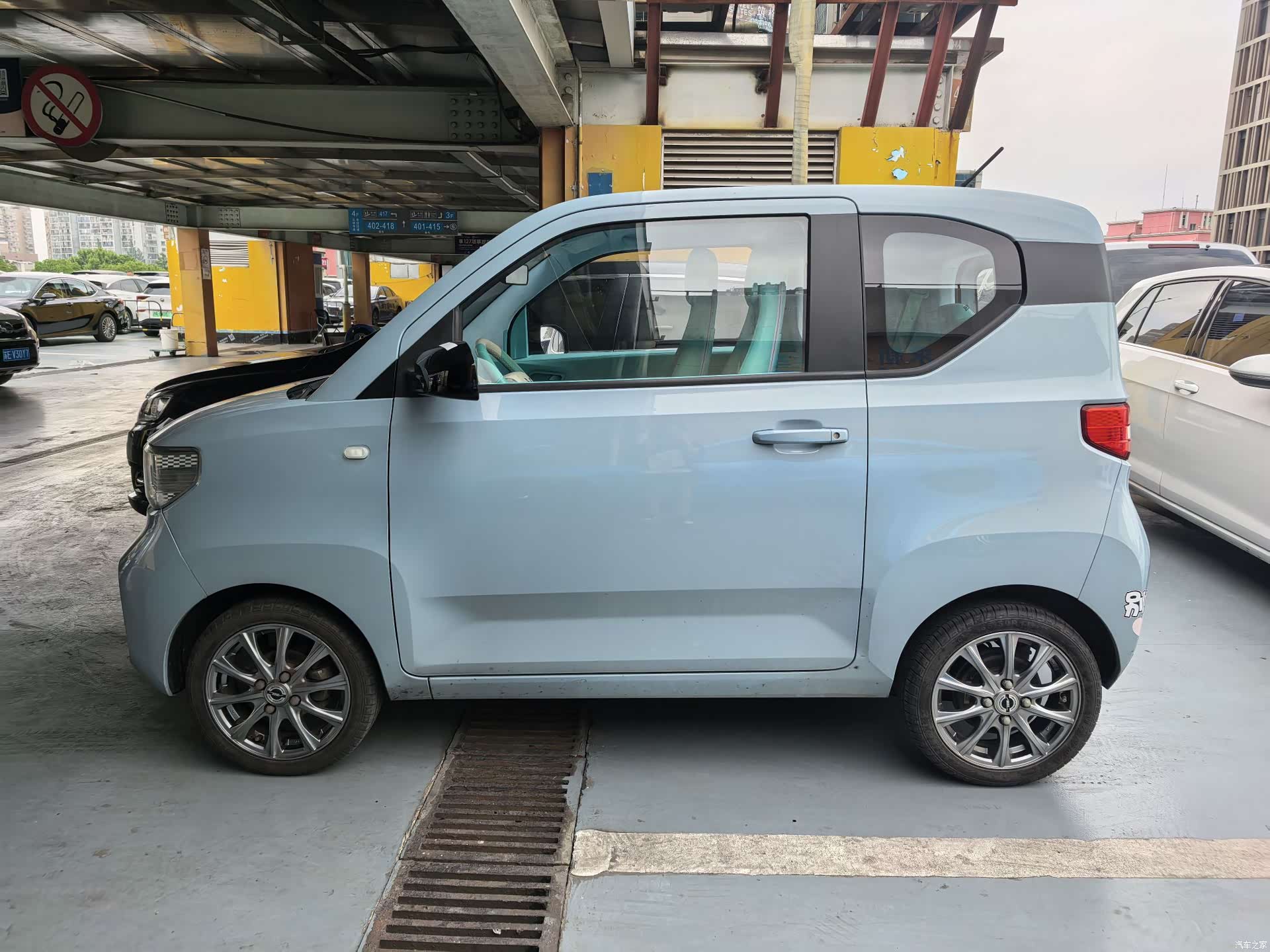 Wuling MINIEV, 2020 все фото