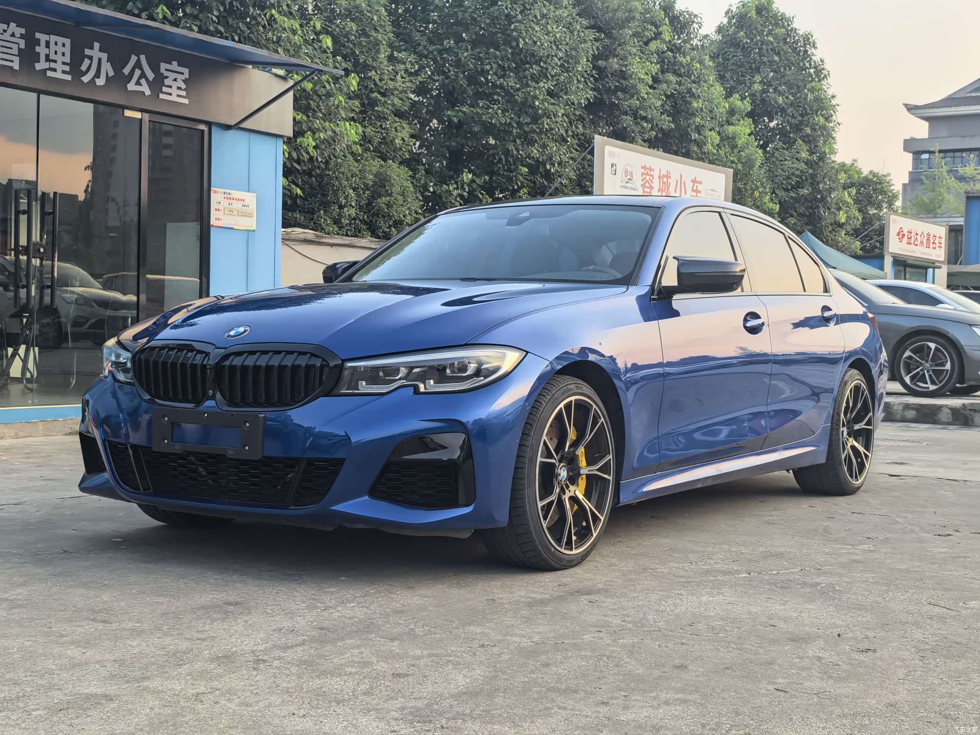 BMW 3 Series, 2019 1