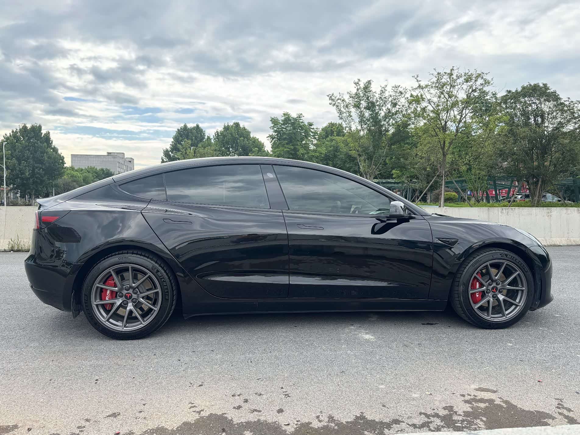 Tesla Model 3, 2023 все фото