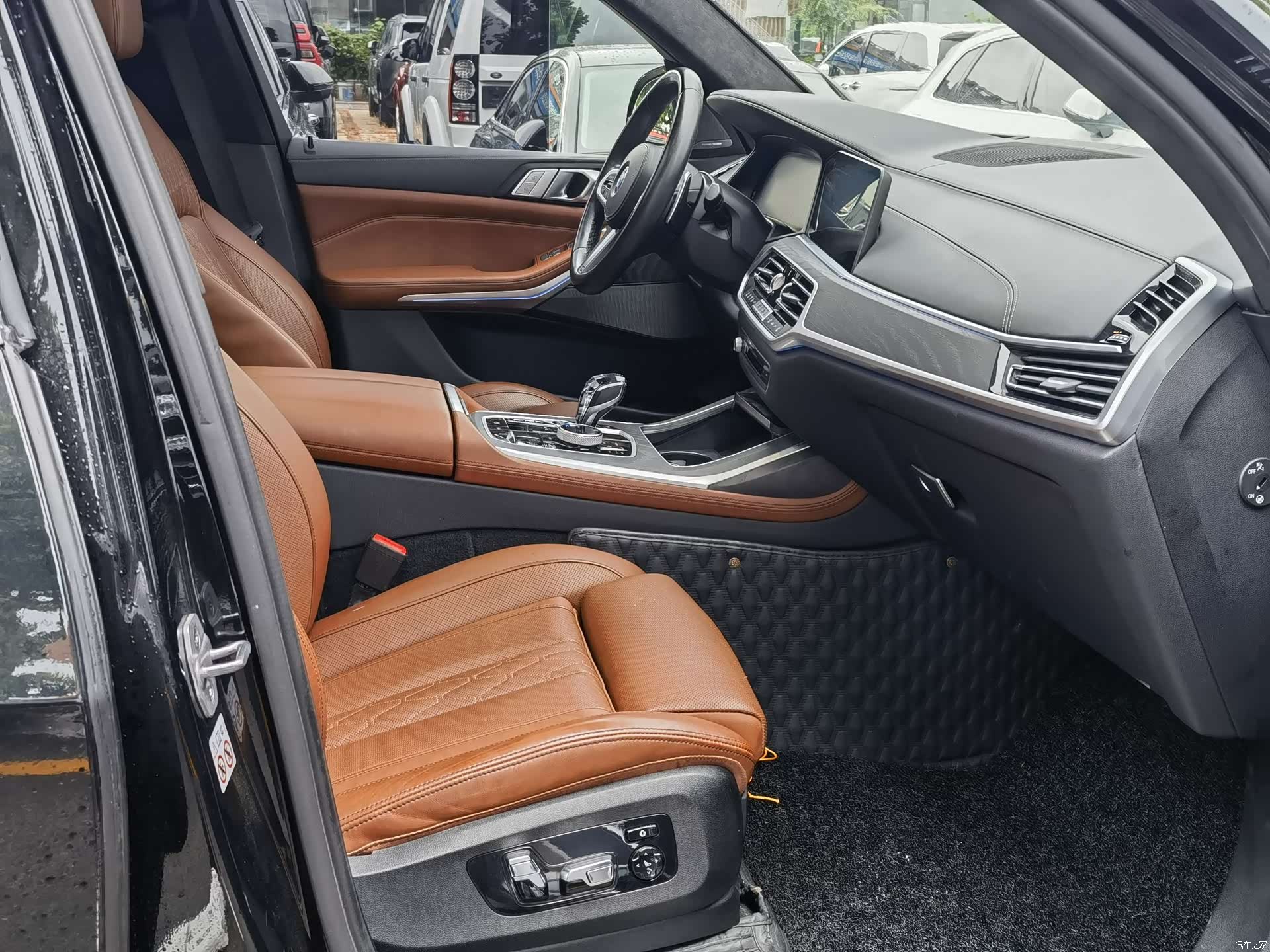BMW X7, 2023 10