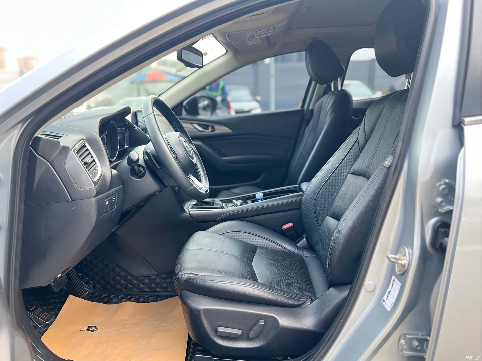 Mazda Mazda3, 2018 6