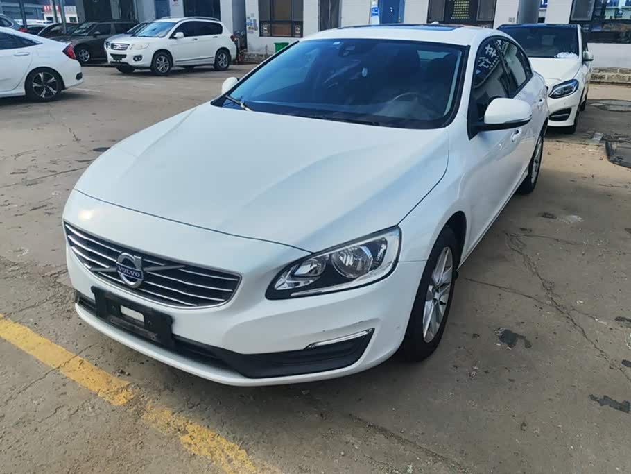 Volvo S60