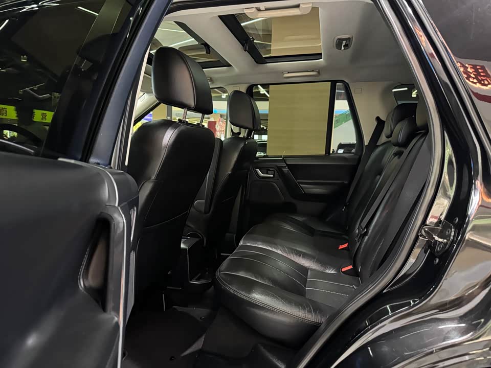 Land Rover Freelander 2