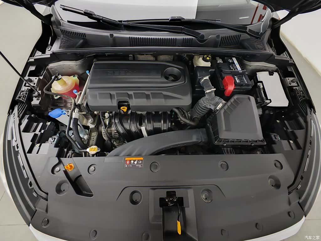 Geely Emgrand, 2022 6