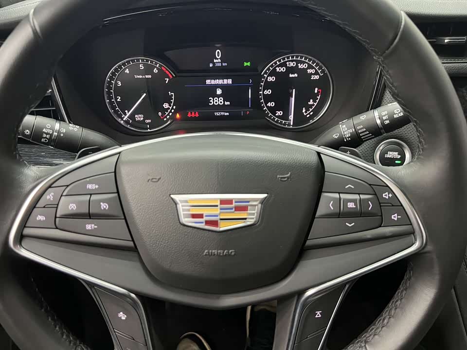 Cadillac XT5