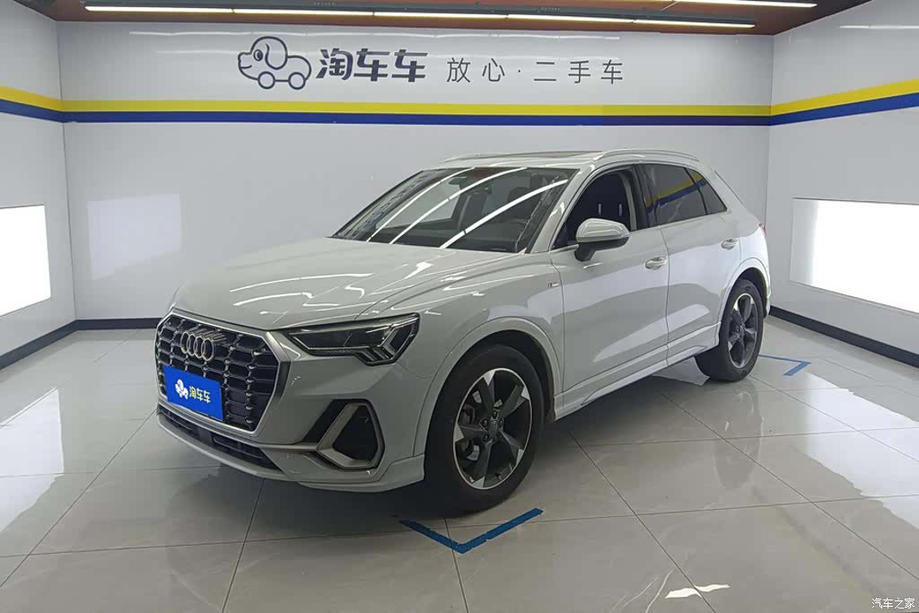 Audi Q3, 2019 1
