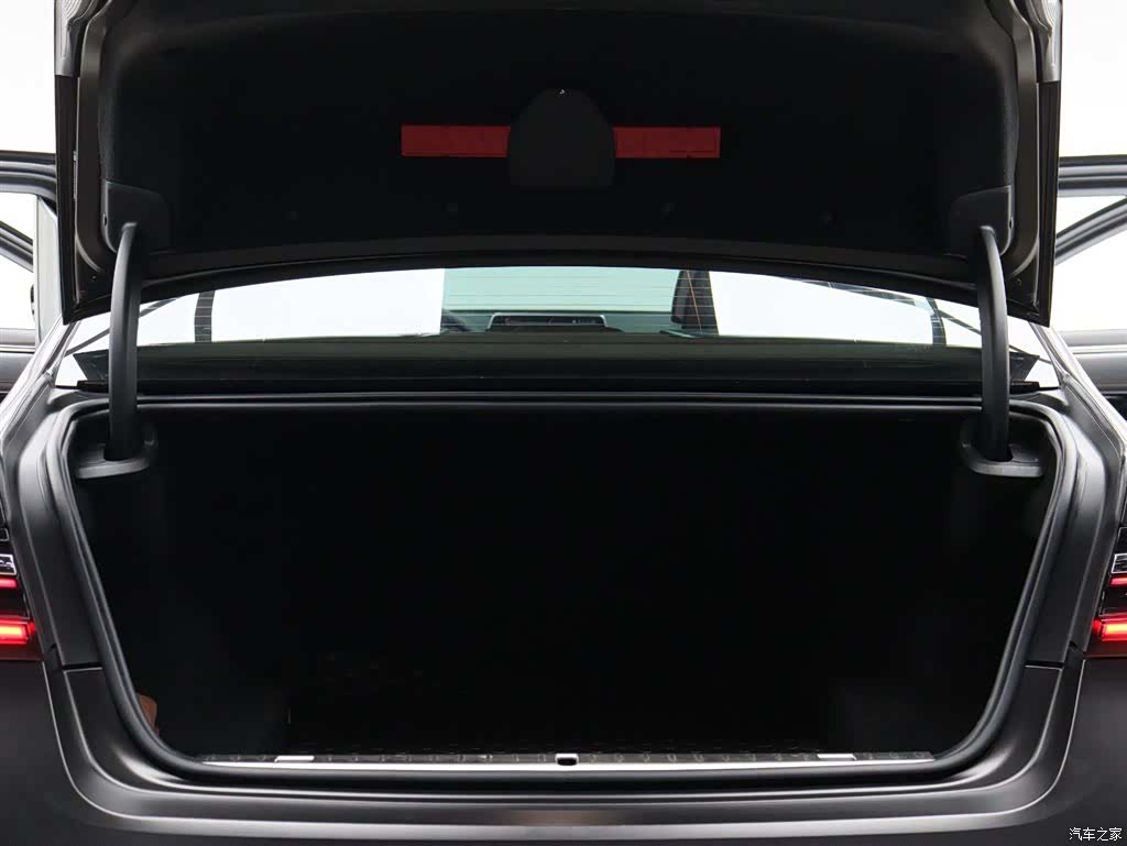 BMW 7 Series, 2020 12