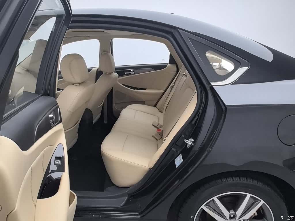 Changan Eado, 2016 15