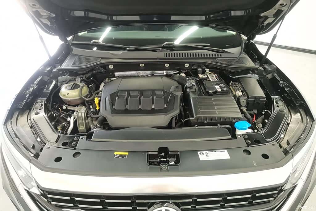 Volkswagen Passat, 2022 10