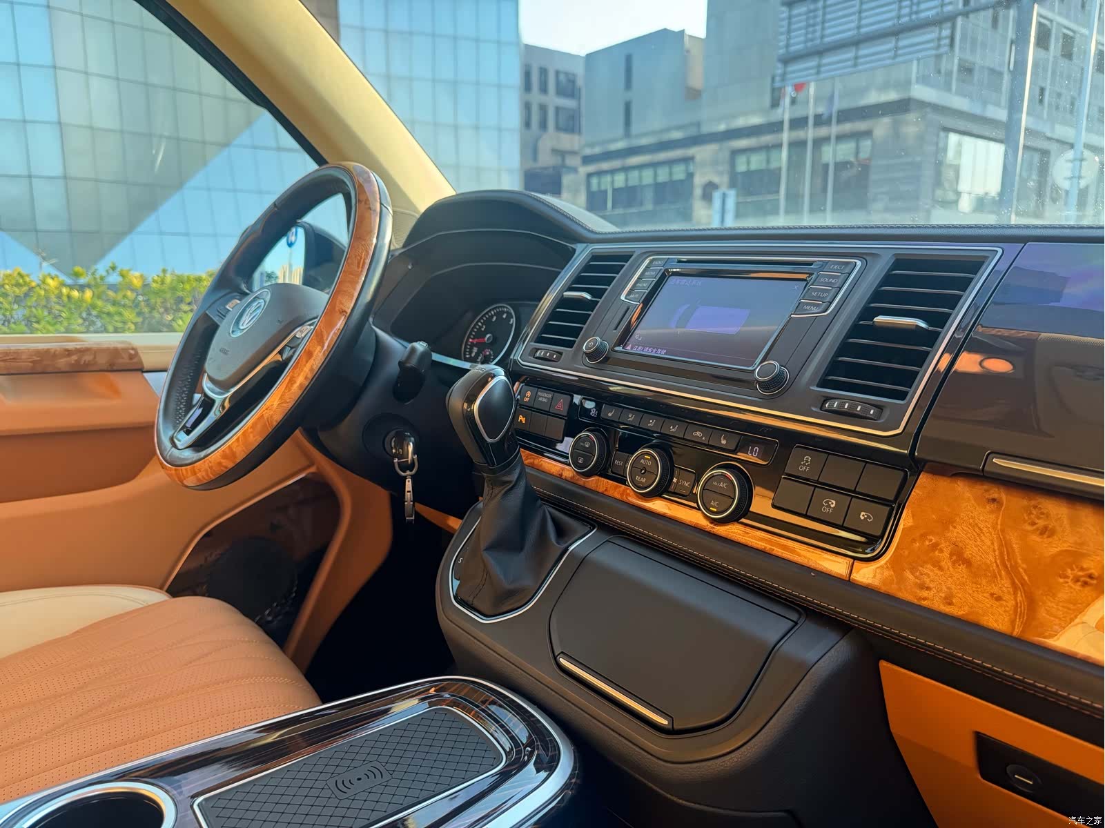 Volkswagen 7, 2017 14