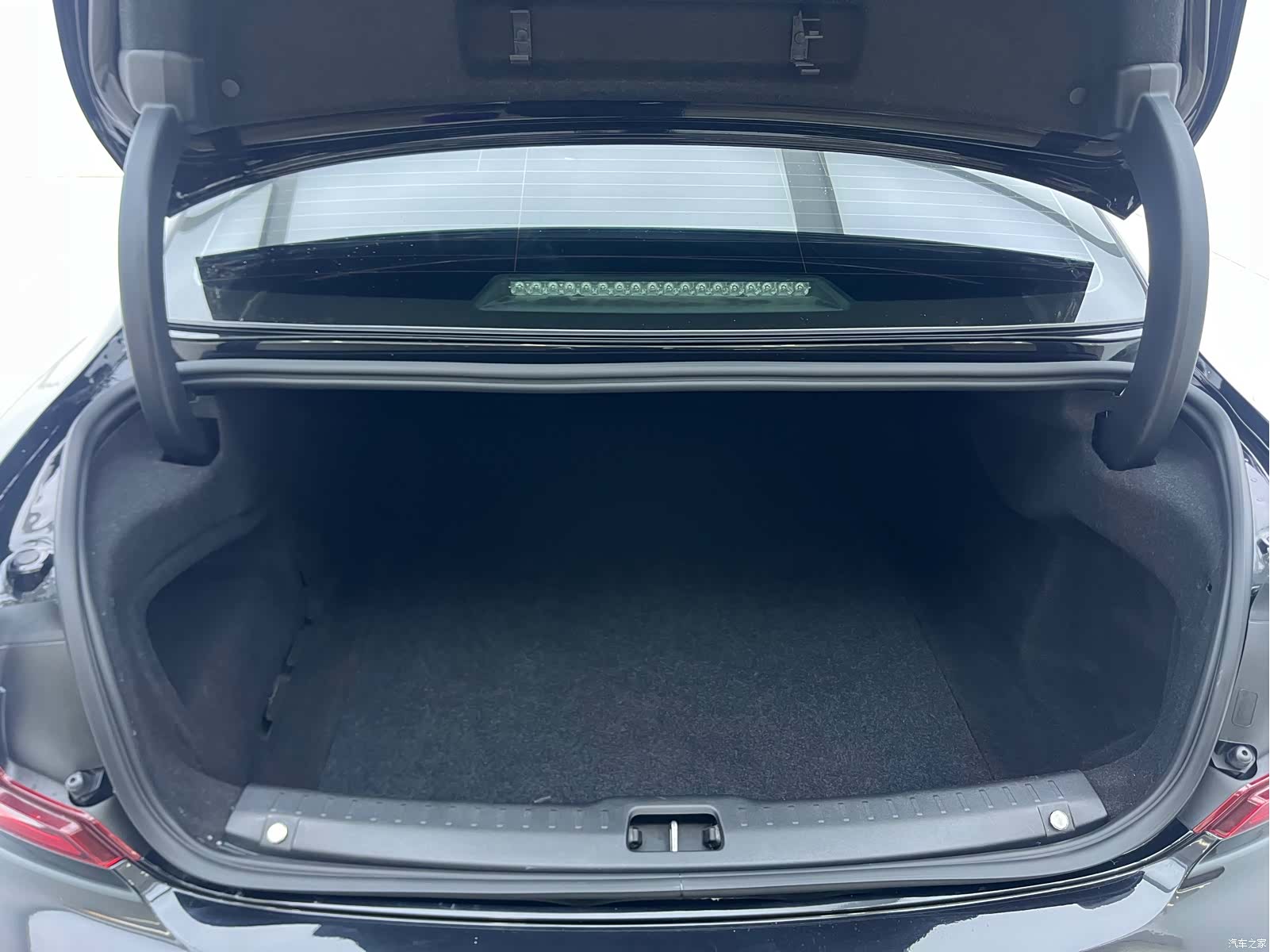 Volvo S90, 2019 23