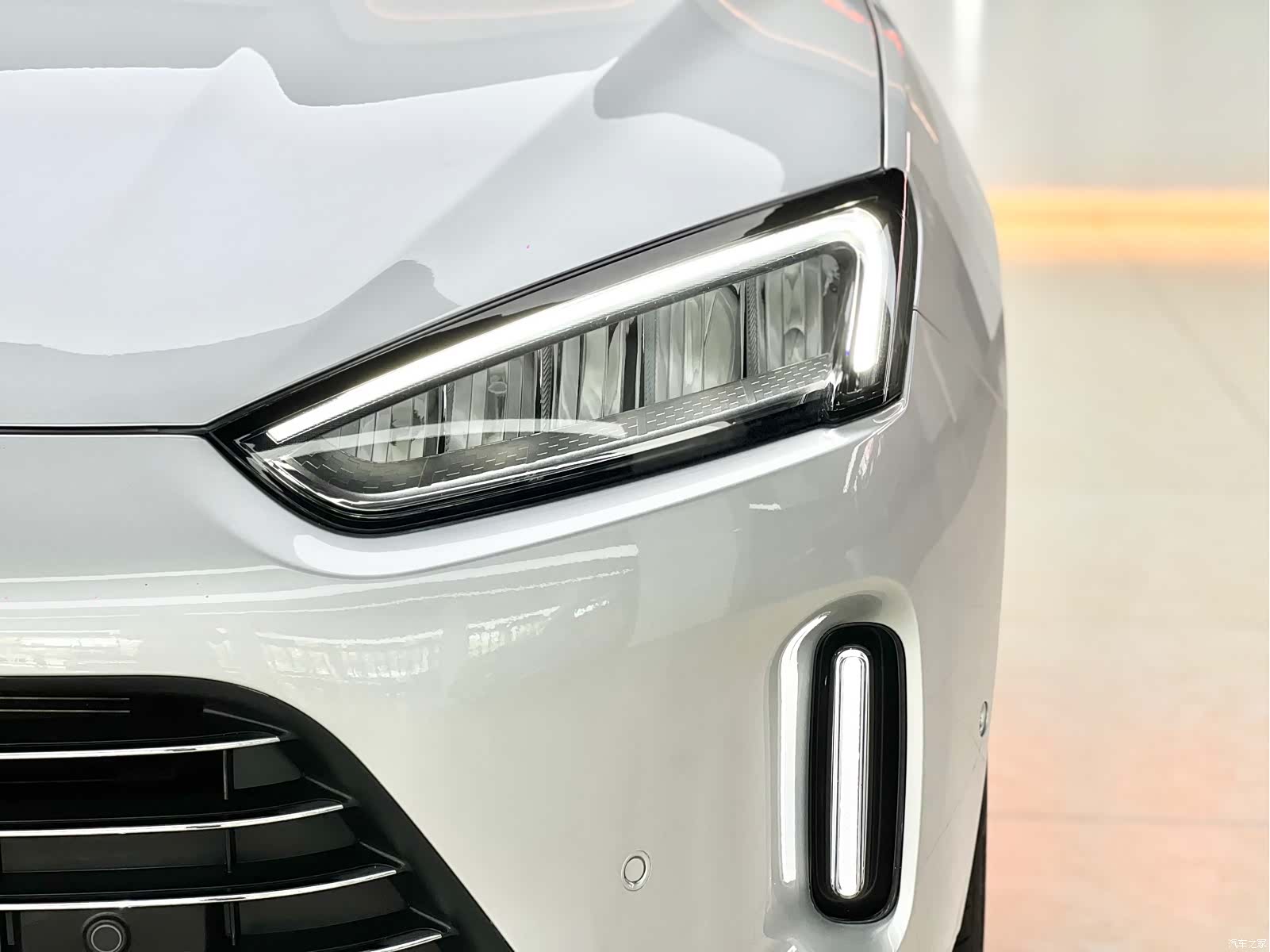 AITO M5, 2022 16