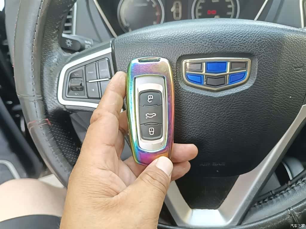 Geely X6, 2017 9