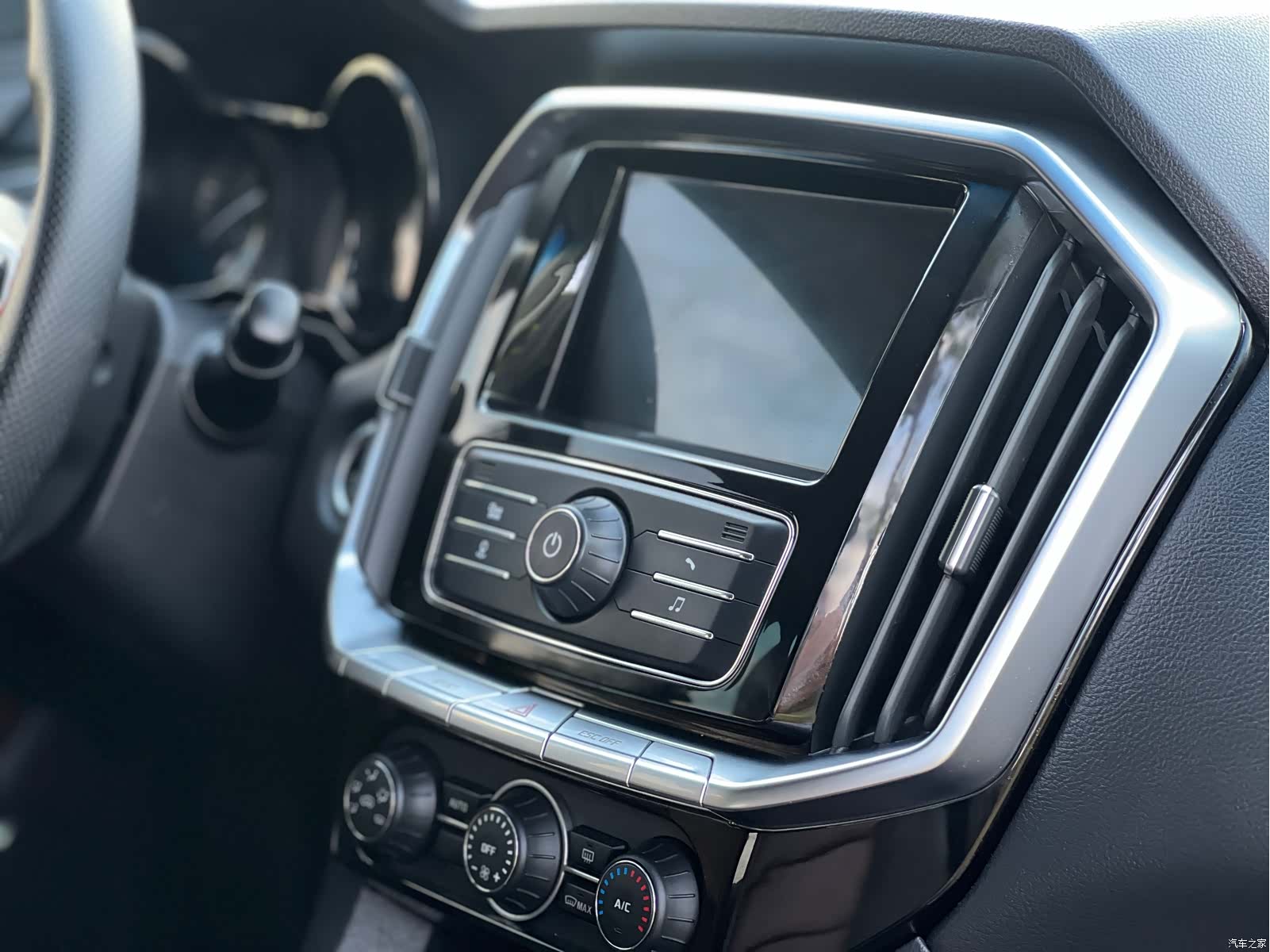 JMC S350, 2016 22
