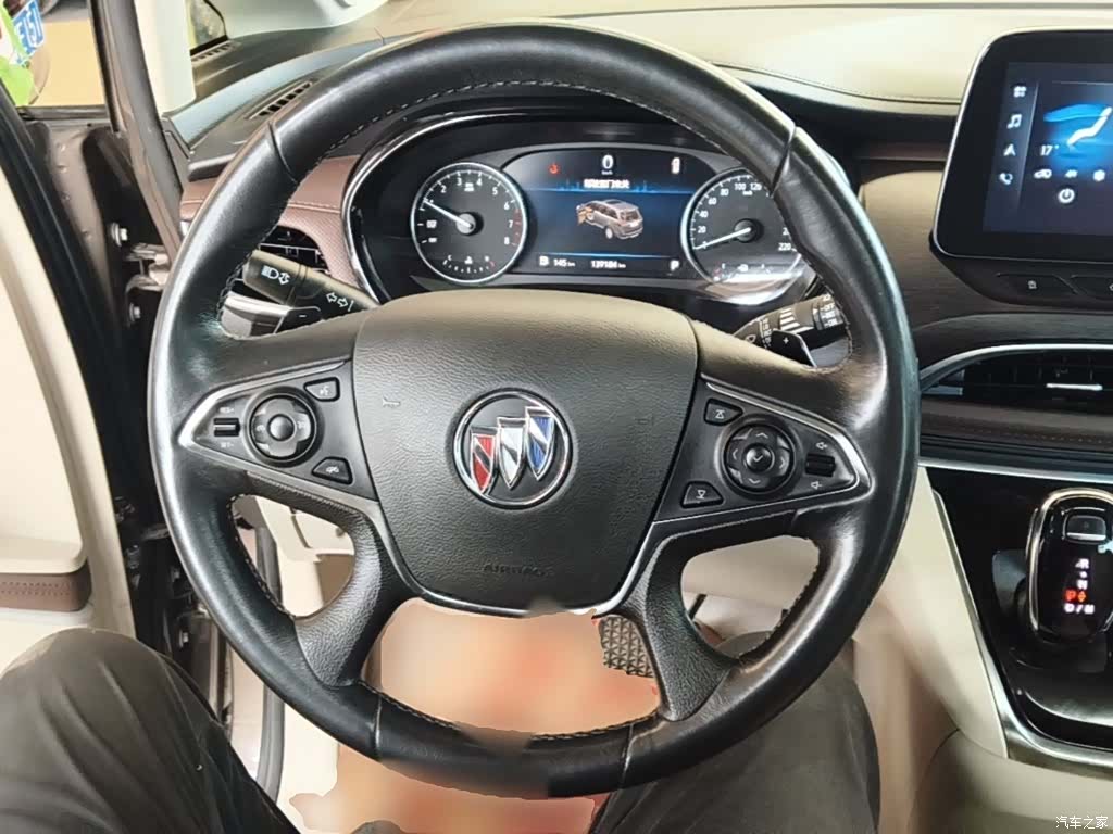 Buick GL8, 2022 11