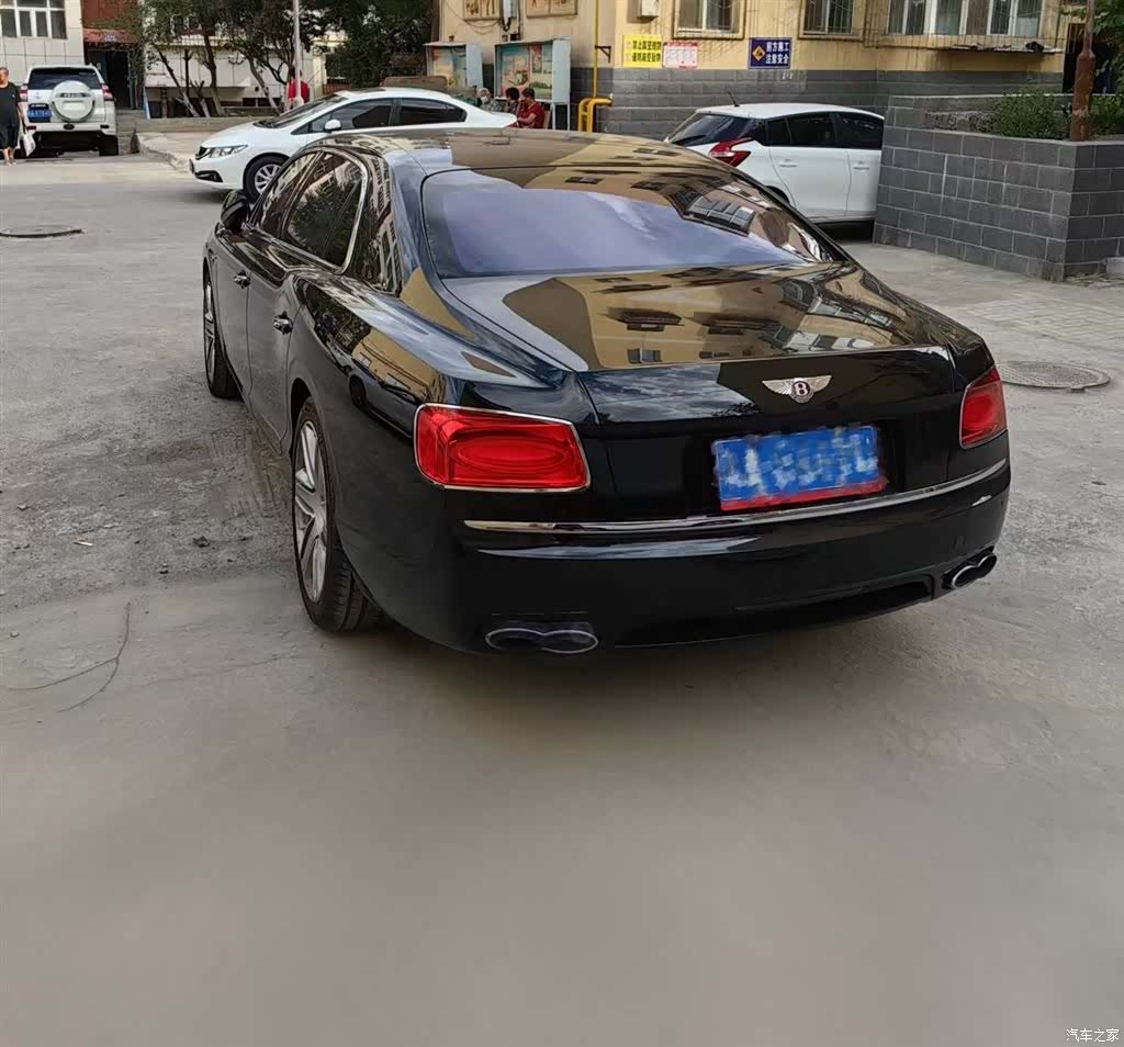 Bentley Flying Spur, 2017 все фото