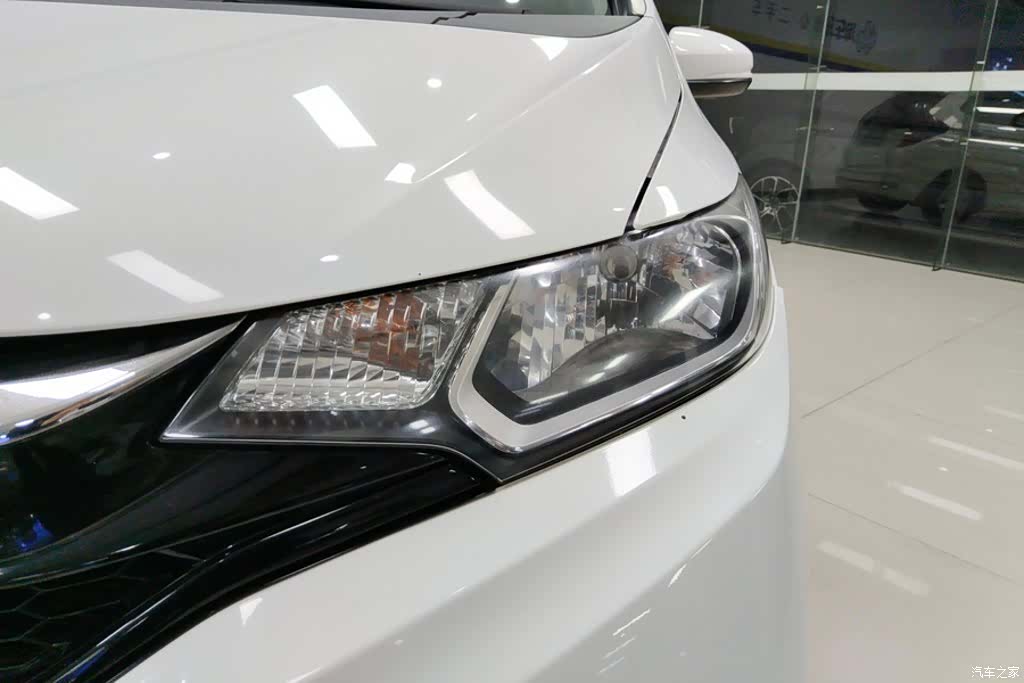 Honda Fit, 2019 все фото