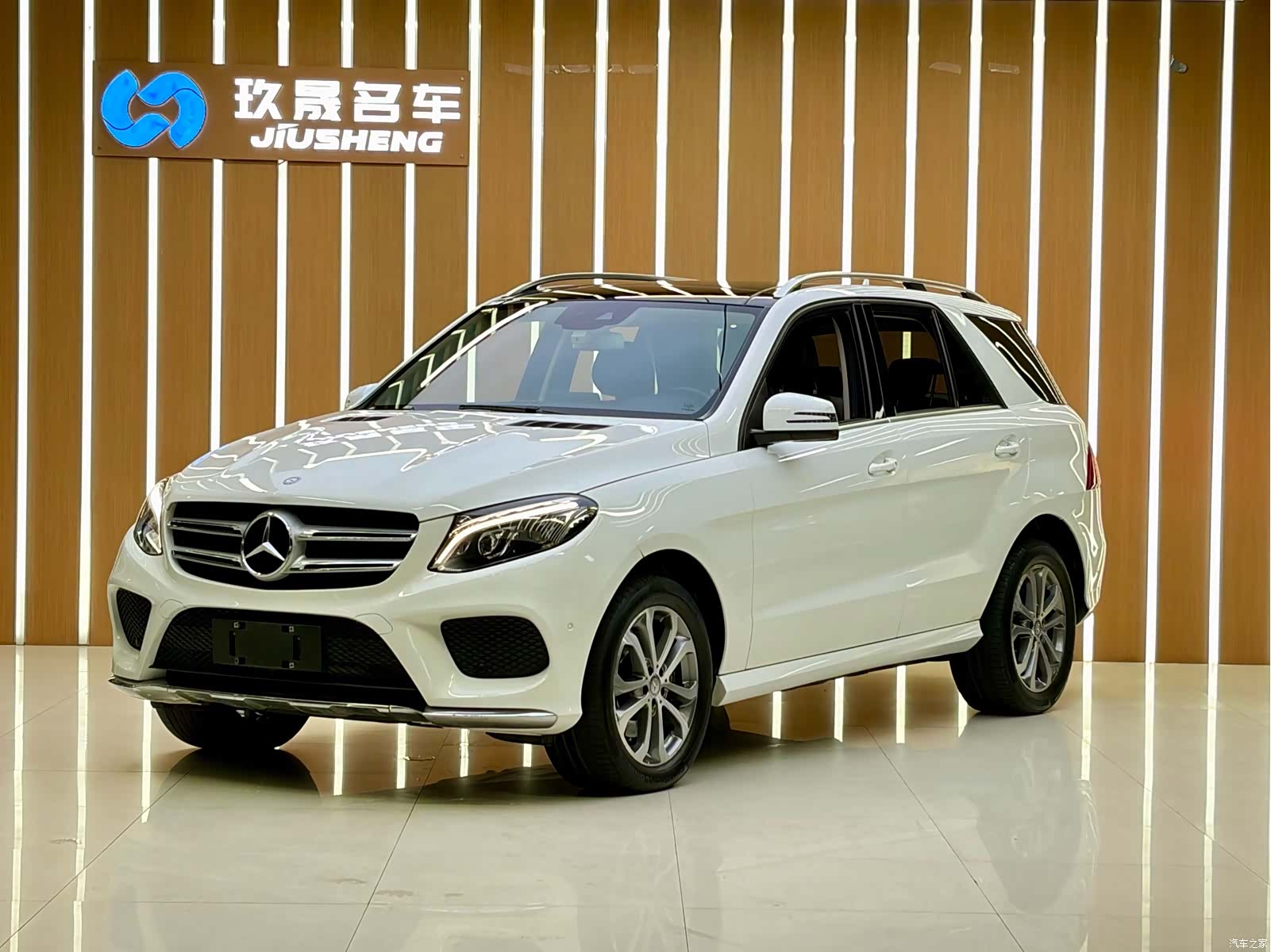 Mercedes-Benz GLE, 2017 1