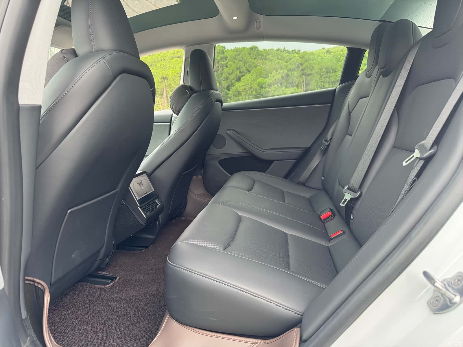 Tesla Model 3, 2025 30