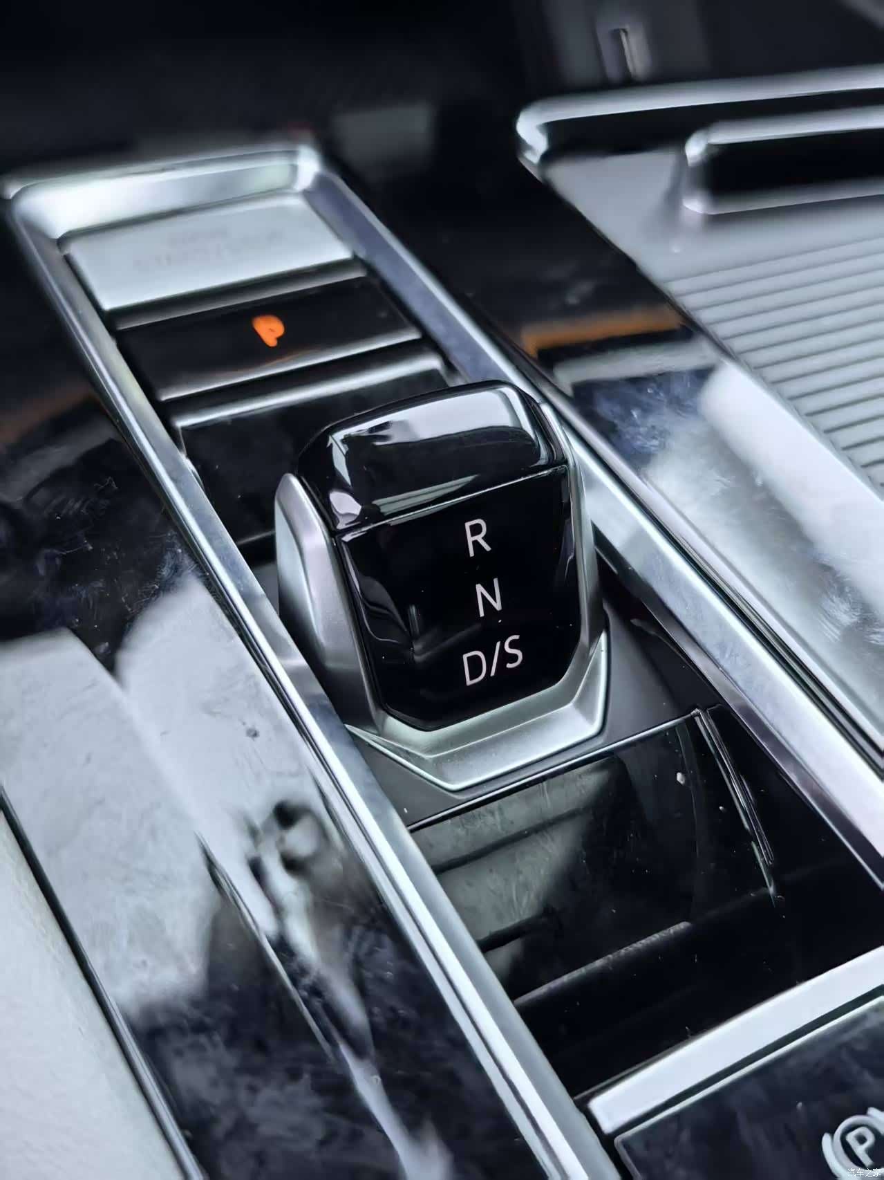 Volkswagen Teramont, 2025 9