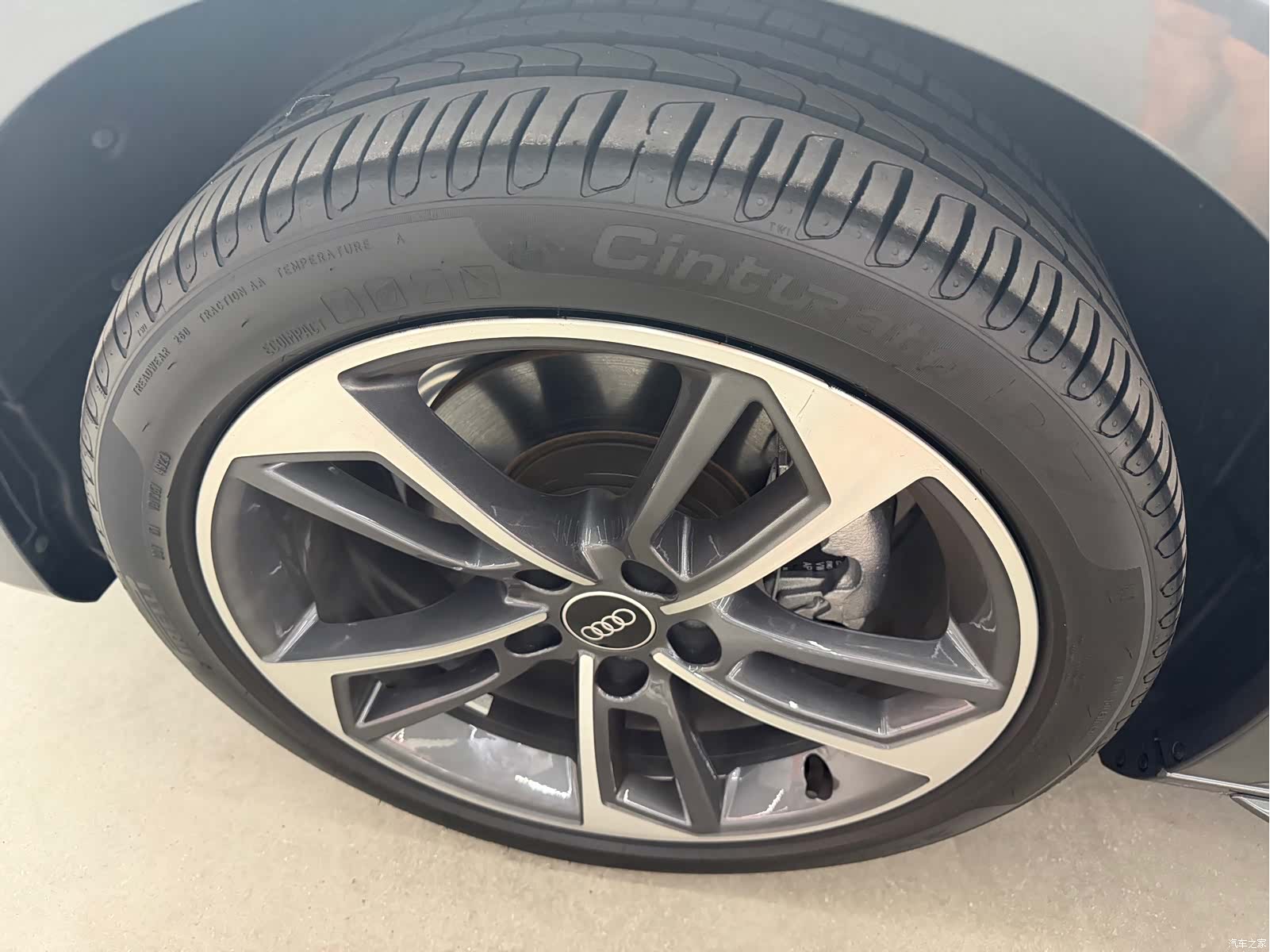 Audi A4L, 2024 12