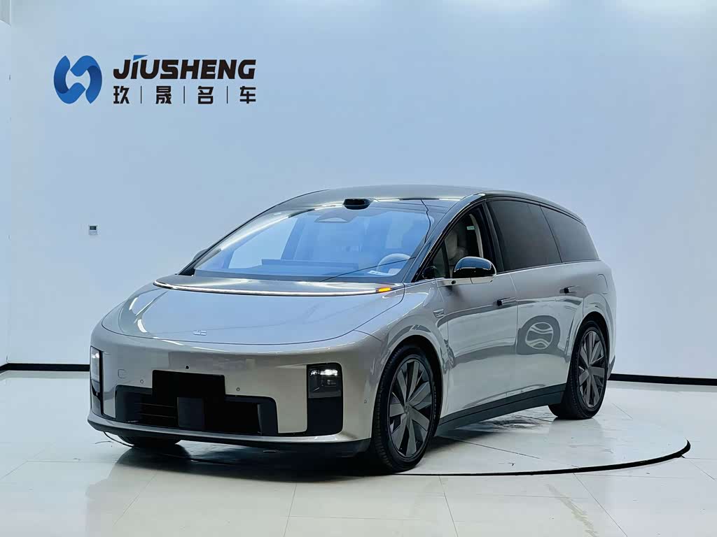 Li Auto i8