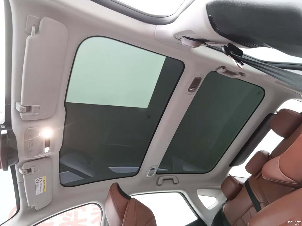 Xpeng P7, 2021 14