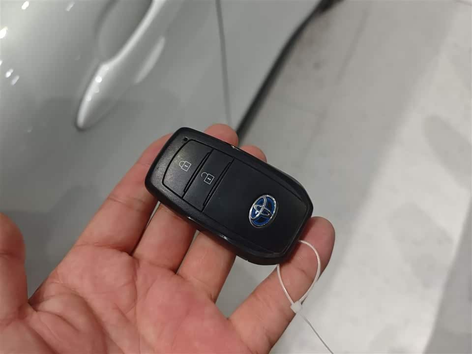 Toyota Corolla Sharp amplifier