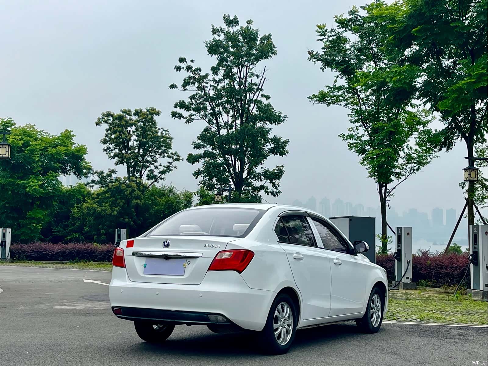 Changan V3, 2016 22