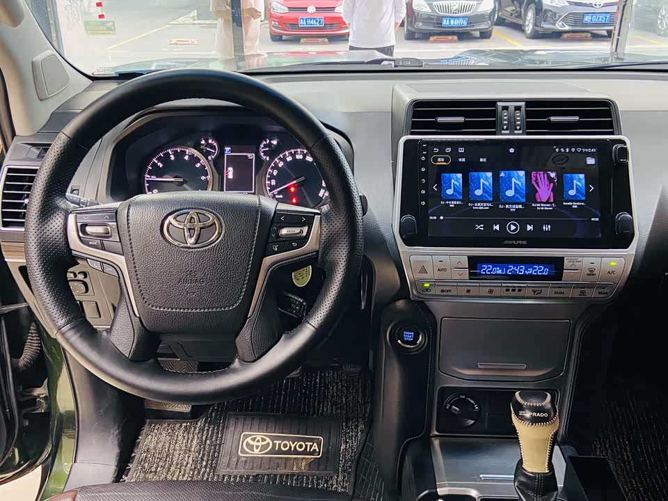 Toyota Prado